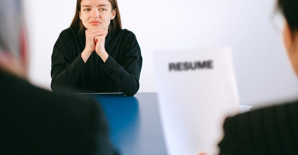 préparez-vous efficacement à votre entretien d'embauche grâce à nos conseils d'experts. découvrez les meilleures stratégies, astuces et questions fréquentes pour maximiser vos chances de succès et faire une impression mémorable.