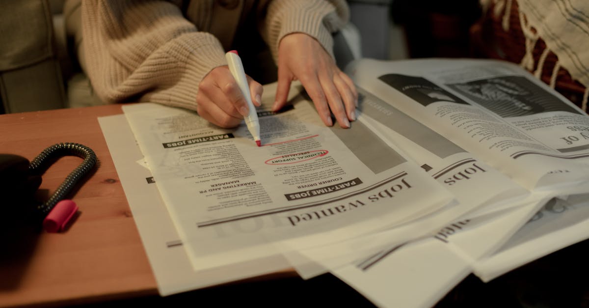 découvrez comment un recruteur en communication peut transformer votre stratégie de recrutement. avec des compétences spécialisées dans le secteur, il vous aide à attirer les meilleurs talents tout en optimisant votre image de marque. améliorez vos processus de sélection et trouvez le candidat idéal pour propulser votre entreprise vers de nouveaux sommets.