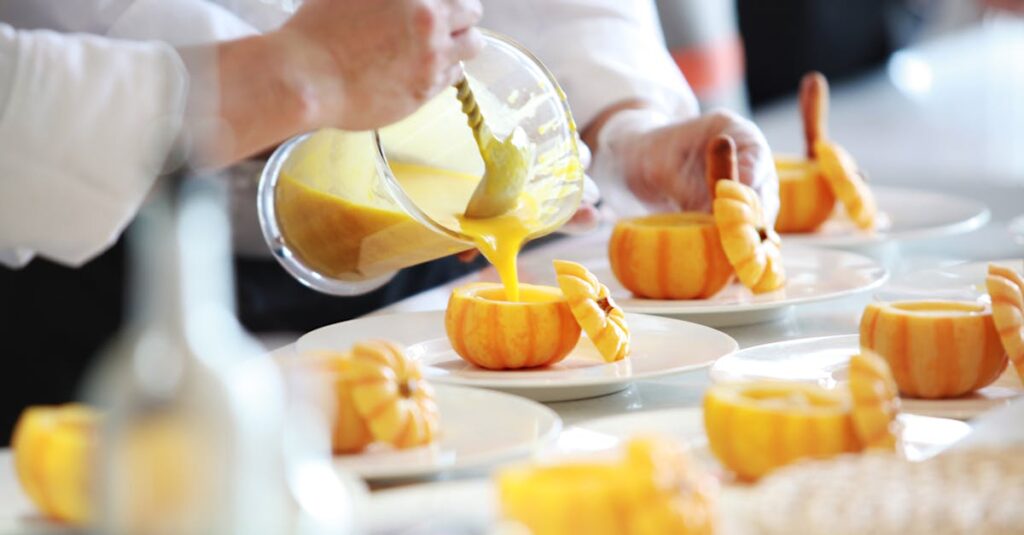 découvrez l'univers du chef, où la passion pour la cuisine rencontre la créativité culinaire. explorez des recettes savoureuses, des techniques de cuisson et des astuces pour élever vos plats au rang de chef-d'œuvre.