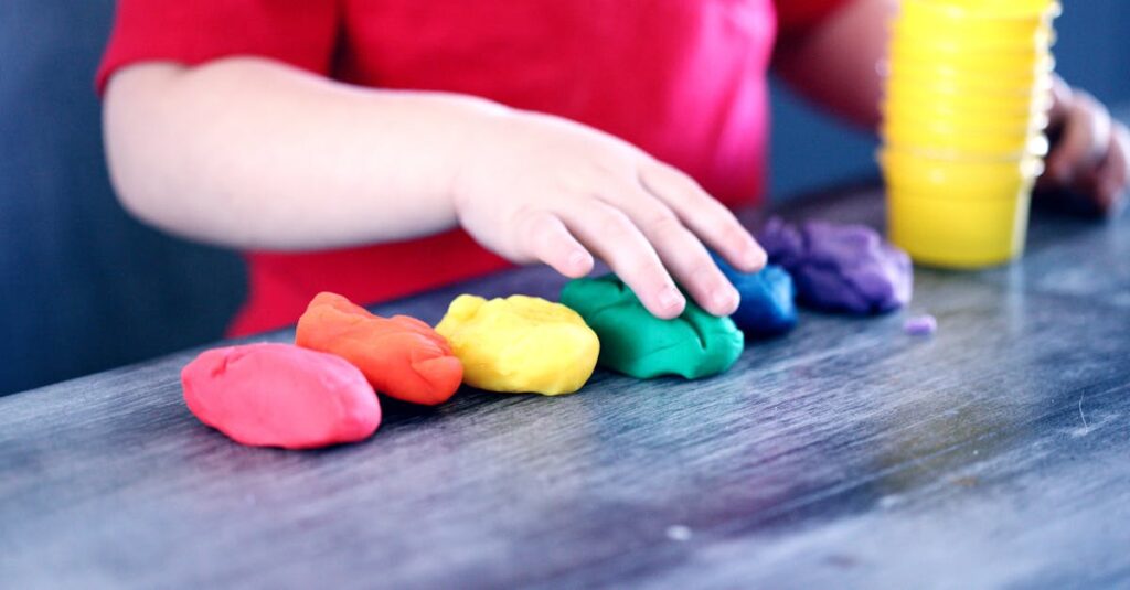 découvrez nos services de garde d'enfants adaptés à vos besoins. offrant un environnement sûr et stimulant, nos professionnels qualifiés veillent au bien-être et au développement de votre enfant. inscrivez-vous dès aujourd'hui pour une garde sereine!
