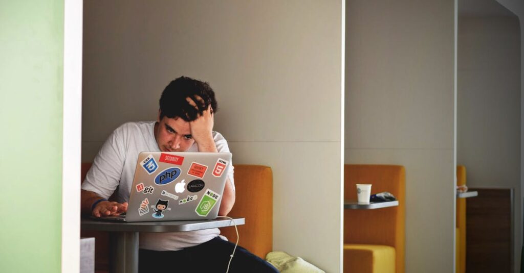 découvrez le monde du développement avec notre guide complet. apprenez les langages de programmation, les meilleures pratiques et les outils essentiels pour devenir un développeur performant et réaliser vos projets techniques.