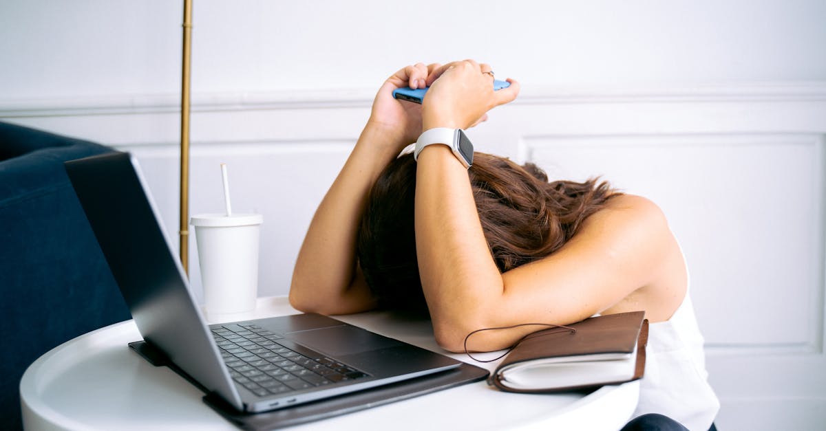 découvrez comment se déconnecter du quotidien pour retrouver équilibre et sérénité. explorez des techniques et conseils pour vous détacher du stress et embrasser une vie plus apaisée.