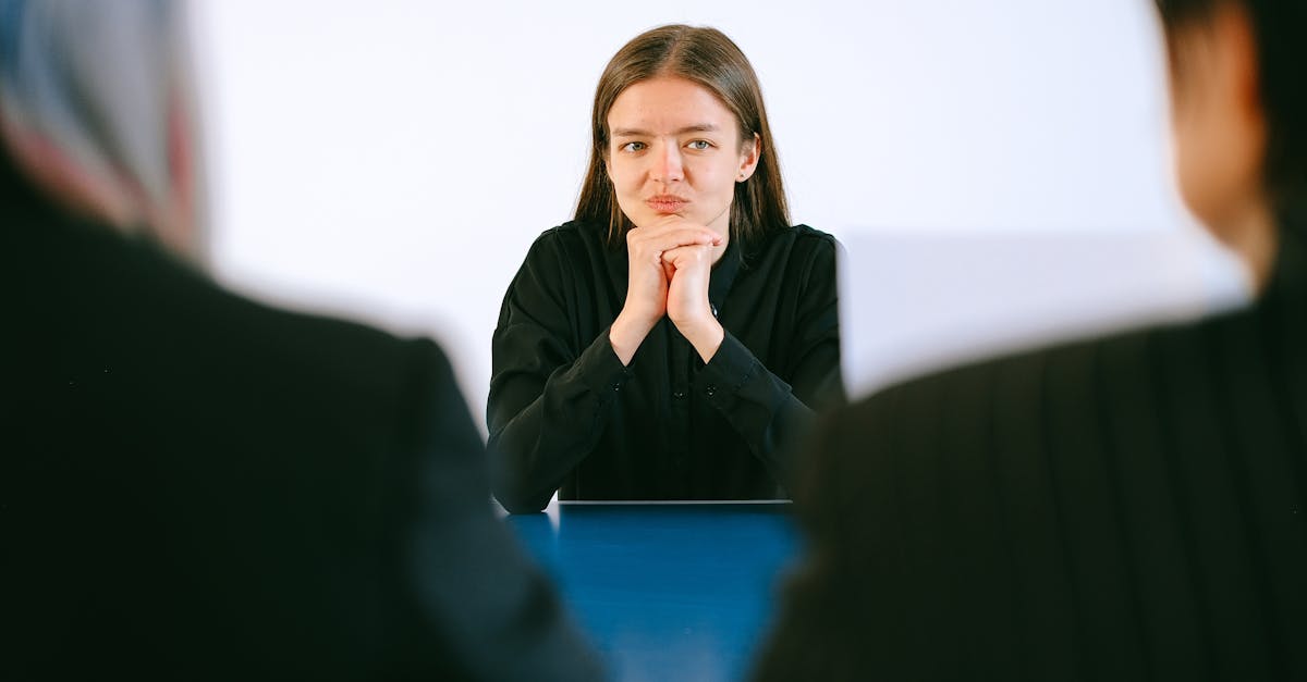 découvrez les responsabilités essentielles des employeurs pour assurer un environnement de travail harmonieux et productif. apprenez comment respecter les droits des employés, promouvoir la sécurité au travail et favoriser une culture d'entreprise positive.