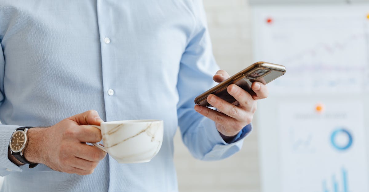 découvrez l'importance d'un email de suivi efficace pour renforcer la communication et assurer le succès de vos échanges professionnels. apprenez les meilleures pratiques pour rédiger des messages percutants qui maximisent l'engagement et l'interaction.