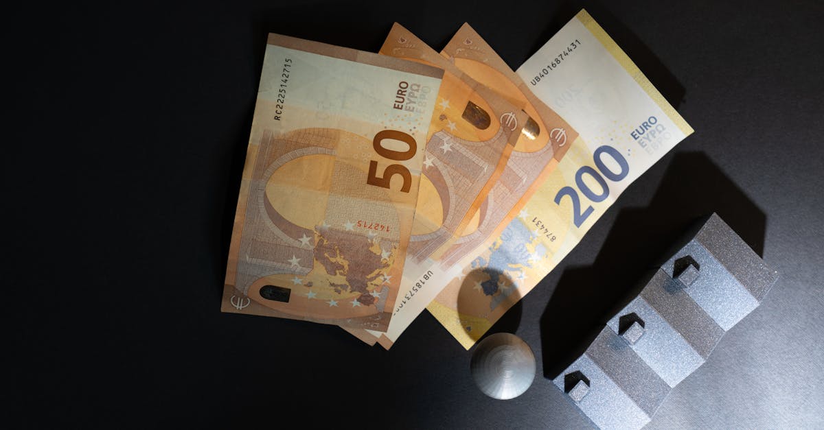 découvrez les règles fiscales relatives à la location meublée en france. informez-vous sur les obligations déclaratives, les régimes fiscaux applicables et les déductions possibles pour optimiser votre déclaration de revenus.