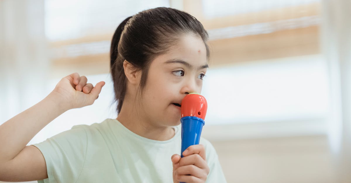 découvrez le syndrome de l'imposteur : ses causes, ses manifestations et des stratégies pour le surmonter. apprenez à reconnaître vos succès et à développer votre confiance en vous.