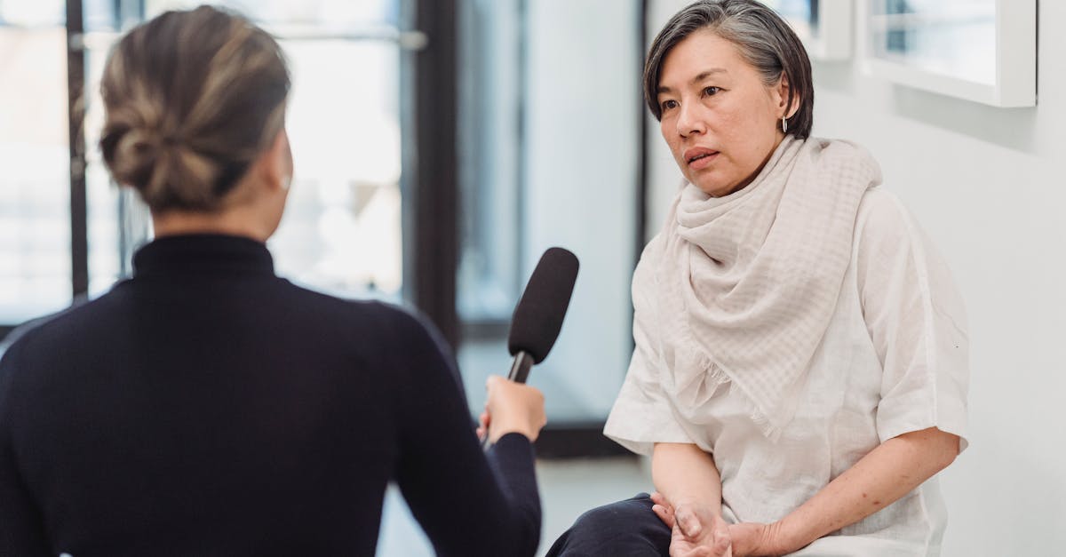 découvrez notre interview exclusive où nous explorons les tendances captivantes du monde de la mode et des accessoires. apprenez des astuces pour attirer l'attention et exprimer votre style unique grâce à des conseils d'experts. ne manquez pas cette occasion de vous inspirer et de faire évoluer votre garde-robe !