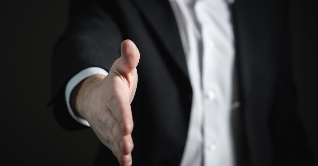 préparez-vous à réussir votre entretien d'embauche avec nos conseils pratiques, astuces et stratégies pour répondre aux questions fréquentes et impressionner vos recruteurs. optimisez vos chances d'obtenir le poste de vos rêves !