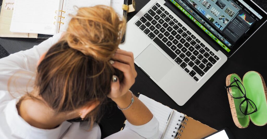 découvrez comment faire face à la perte d'emploi, gérer les émotions, et explorer de nouvelles opportunités professionnelles. des conseils pratiques pour rebondir et retrouver confiance en soi.