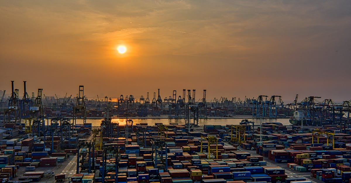 découvrez l'univers de la logistique : optimisez vos chaînes d'approvisionnement, améliorez l'efficacité de vos opérations et explorez les dernières innovations en matière de transport et de stockage. un guide complet pour les professionnels et passionnés du secteur.