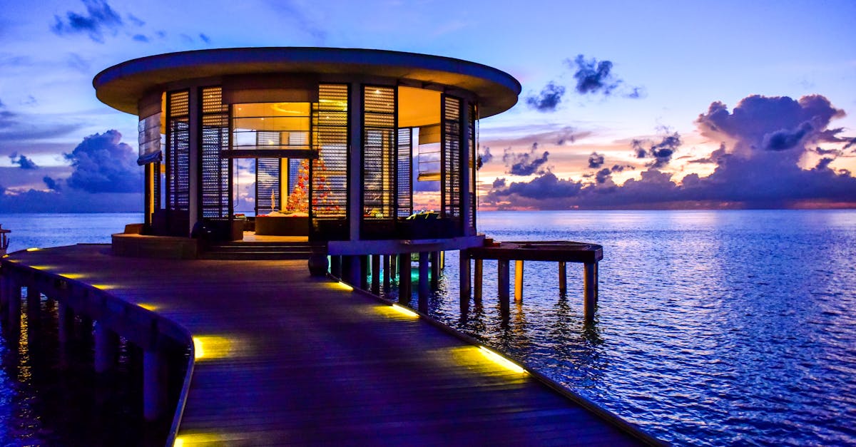découvrez l'univers du luxe : une expérience exclusive mêlant élégance, raffinement et sophistication. plongez dans un monde où chaque détail compte et où l'excellence est à portée de main.
