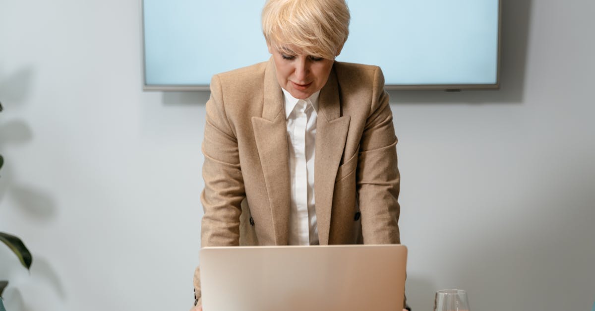 découvrez les meilleures stratégies managériales pour optimiser la performance de votre équipe. apprenez des techniques éprouvées pour améliorer la communication, motiver vos collaborateurs et atteindre vos objectifs organisationnels.