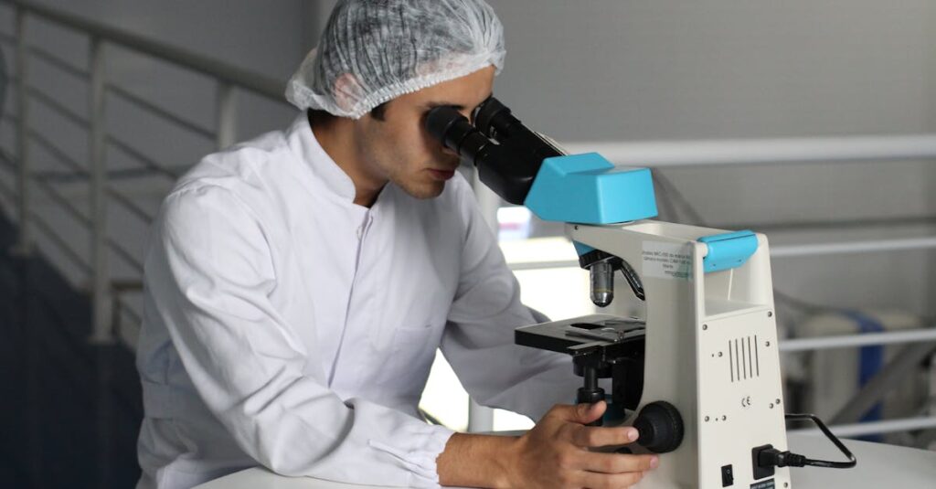 découvrez le rôle essentiel d'une secrétaire médicale, alliant compétences administratives et connaissances médicales pour assurer une gestion efficace des établissements de santé. informez-vous sur les tâches, responsabilités et opportunités de carrière dans ce domaine dynamique.