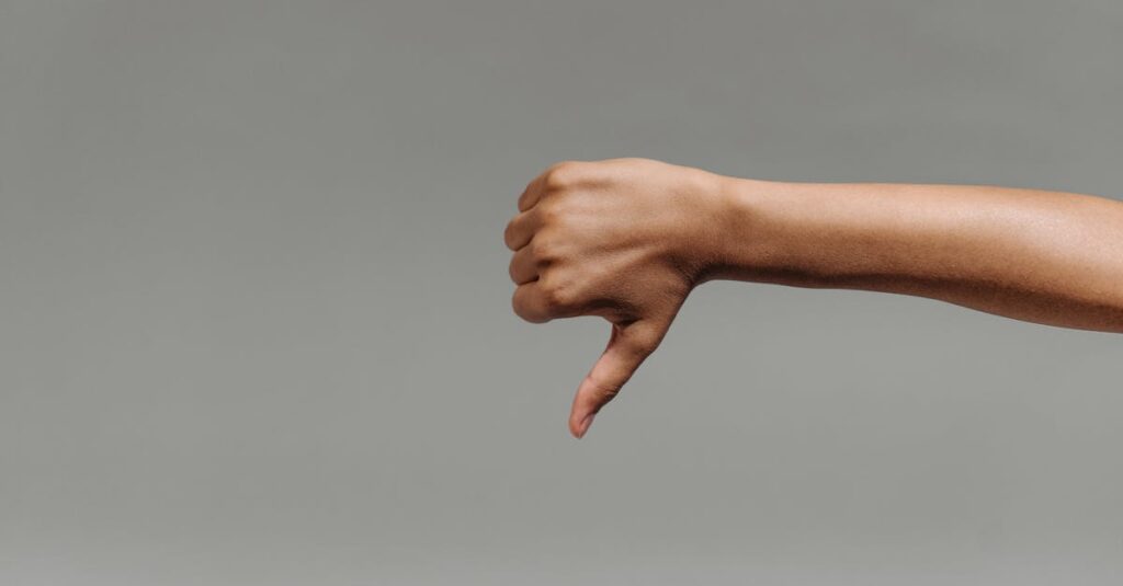 découvrez les raisons fréquentes de rejet dans divers contextes, de la candidature à la demande de crédit. comprenez les facteurs qui peuvent influencer une décision négative et comment les éviter pour maximiser vos chances de succès.