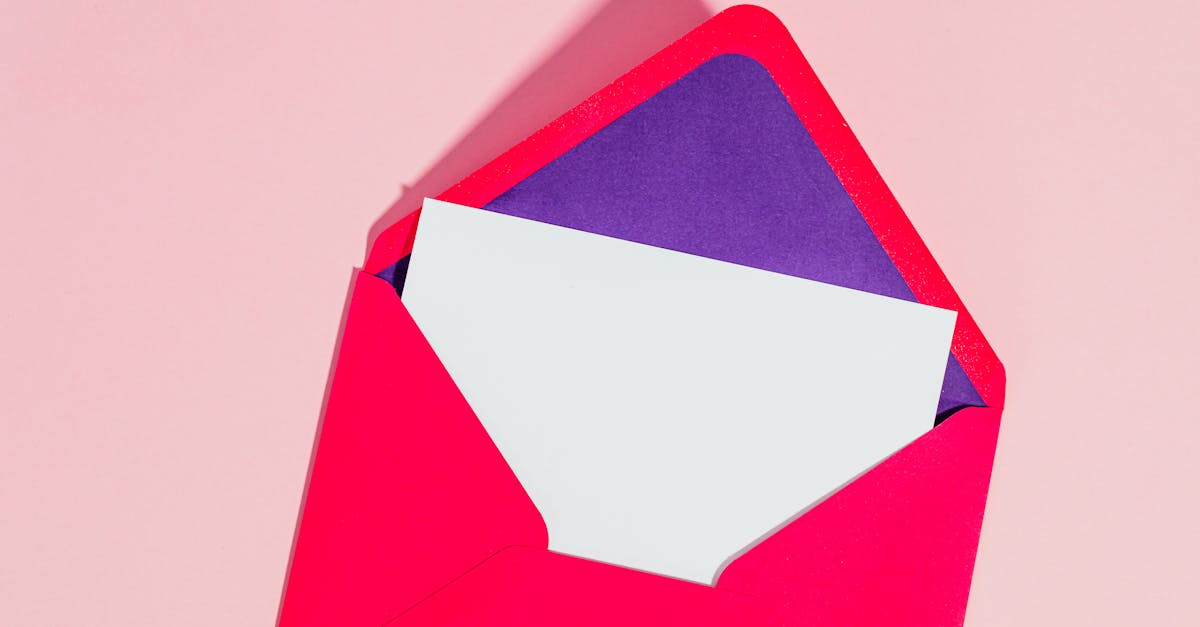 découvrez comment rédiger une lettre de démission professionnelle et respectueuse. nos conseils vous aideront à formuler vos intentions clairement tout en préservant de bonnes relations avec votre employeur.