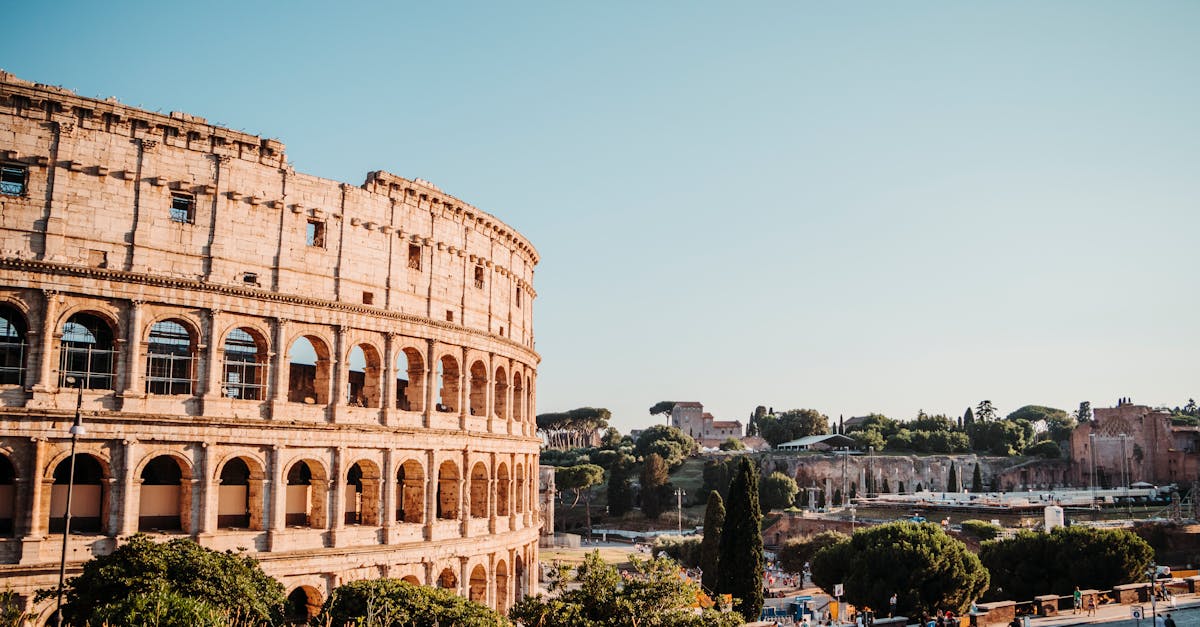 découvrez rome, la ville éternelle, où l'histoire rencontre la modernité. explorez ses monuments emblématiques, savourez la cuisine italienne authentique et laissez-vous séduire par la richesse culturelle de cette destination incontournable.
