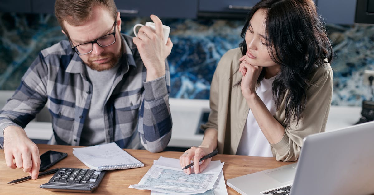 découvrez comment effectuer un calcul fiscal précis et optimisez vos déclarations d'impôts grâce à nos conseils pratiques et outils de calcul. informez-vous sur les différentes déductions et crédits d'impôt disponibles pour maximiser votre remboursement.