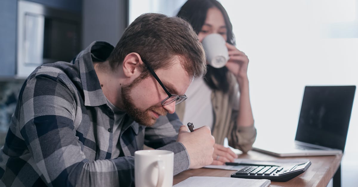 découvrez tout ce qu'il faut savoir sur le calcul des impôts : méthodes, astuces et outils pour estimer vos obligations fiscales et optimiser votre déclaration d'impôts.
