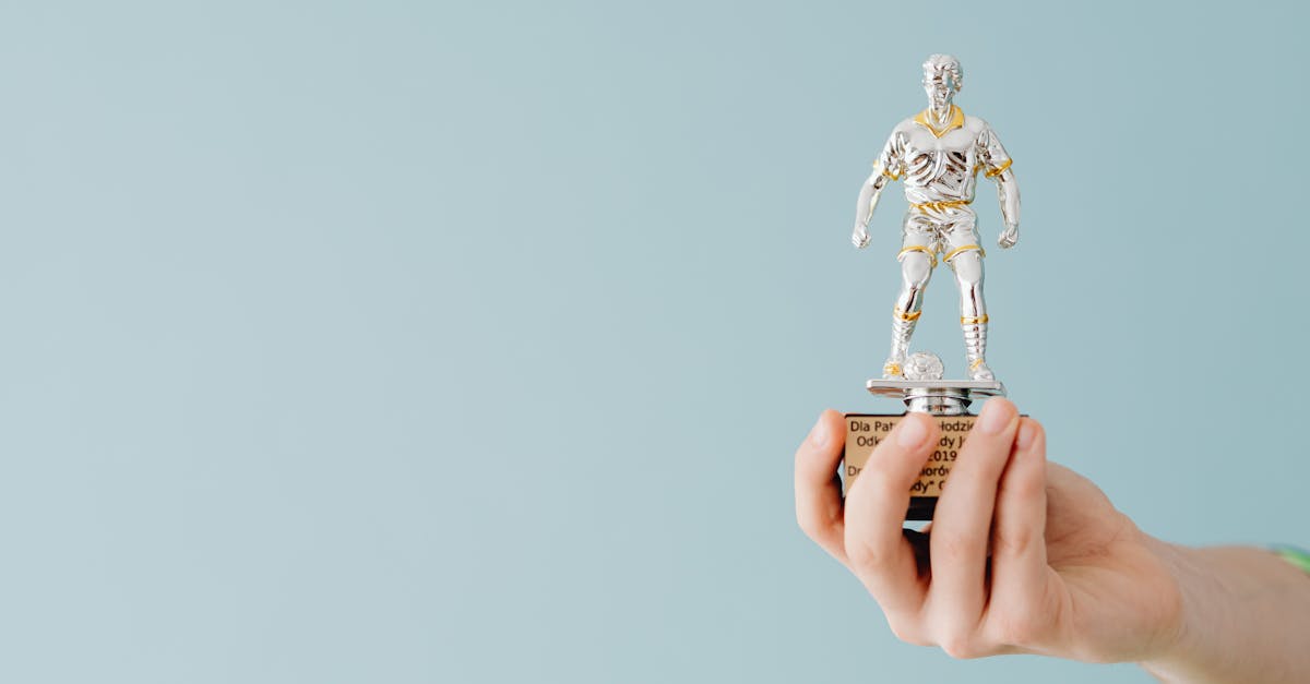 découvrez comment la reconnaissance d'équipe renforce la cohésion, stimule la motivation et améliore la performance au sein des organisations. apprenez des stratégies efficaces pour valoriser les contributions de chaque membre et créer un environnement de travail positif.