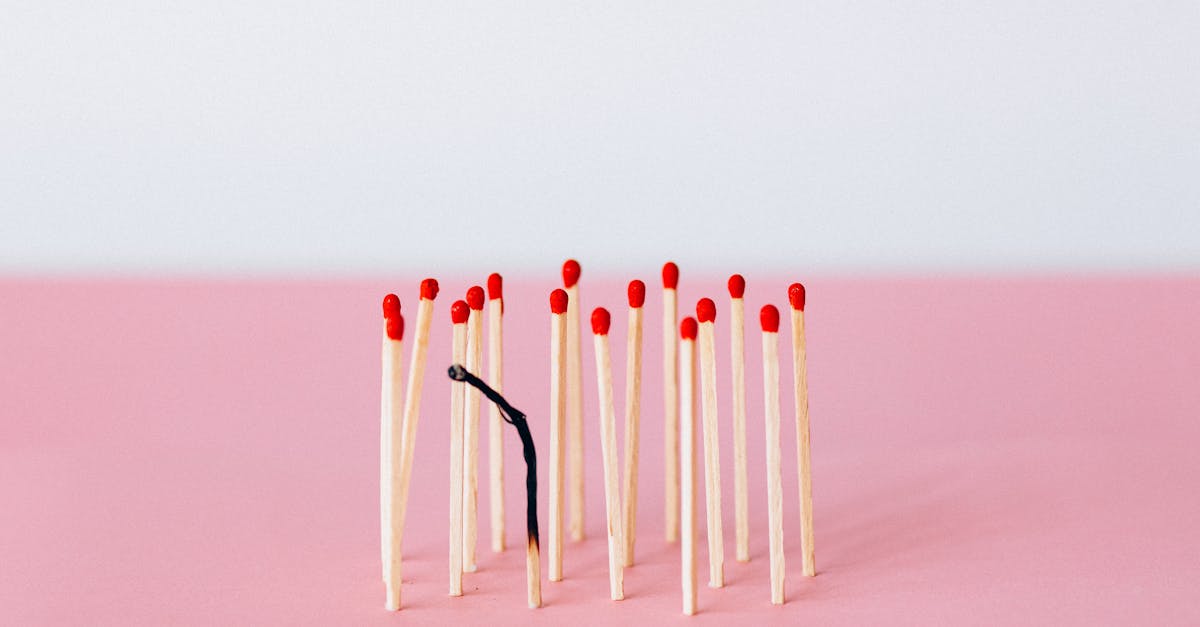 découvrez les causes, symptômes et solutions du burnout. apprenez comment reconnaître les signes d'épuisement professionnel et mettez en place des stratégies pour en sortir. prenez soin de votre bien-être mental et retrouvez l'équilibre dans votre vie.
