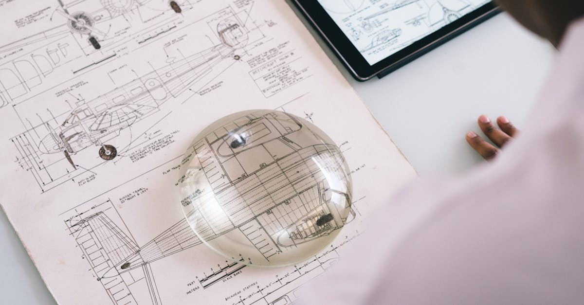 découvrez le métier de data scientist, un expert en analyse de données qui transforme les informations en insights stratégiques pour les entreprises. apprenez les compétences essentielles, les outils utilisés et l'impact de leur travail dans le monde numérique actuel.