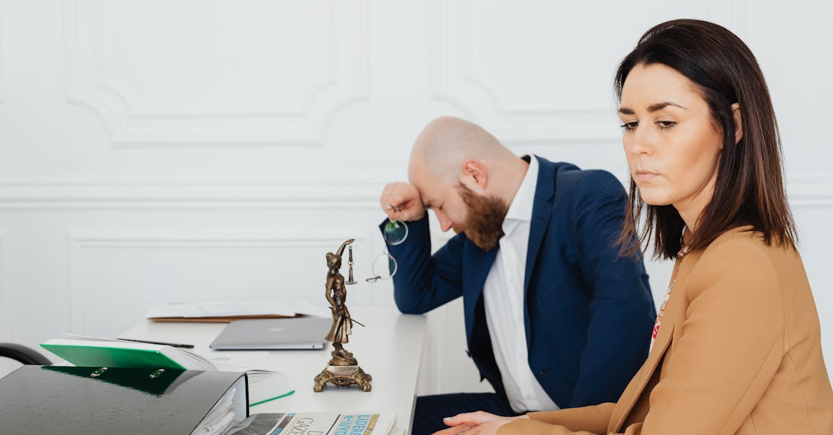 découvrez le processus de dissolution, ses implications légales et ses étapes clés. informez-vous sur les différents types de dissolution, qu'elle soit volontaire ou judiciaire, et comprenez comment cela peut impacter votre entreprise ou organisation.