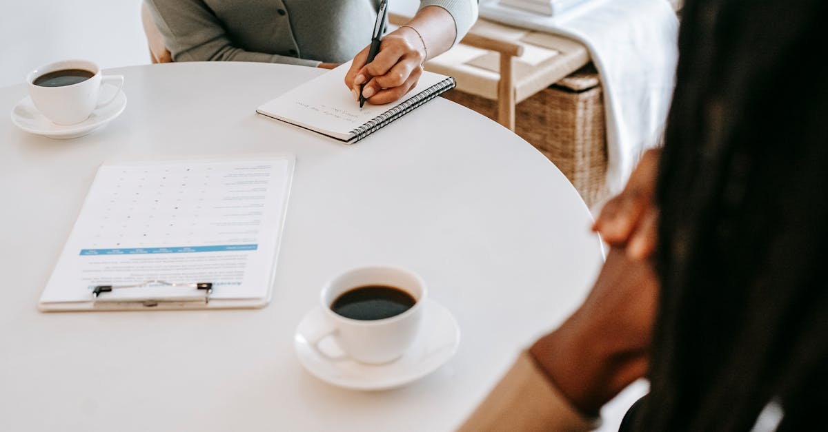 découvrez les coulisses d'une interview captivante, où nous explorons les questions clés, les réponses fascinantes et les insights révélateurs qui permettent de mieux comprendre les personnalités interviewées. plongez dans des échanges enrichissants et inspirants.