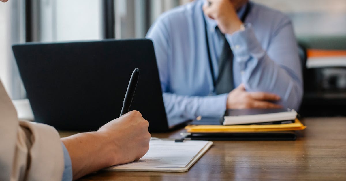 découvrez les clés d'une interview réussie avec nos conseils pratiques, astuces et témoignages d'experts. que vous soyez candidat ou recruteur, apprenez à vous préparer efficacement pour faire la meilleure impression!