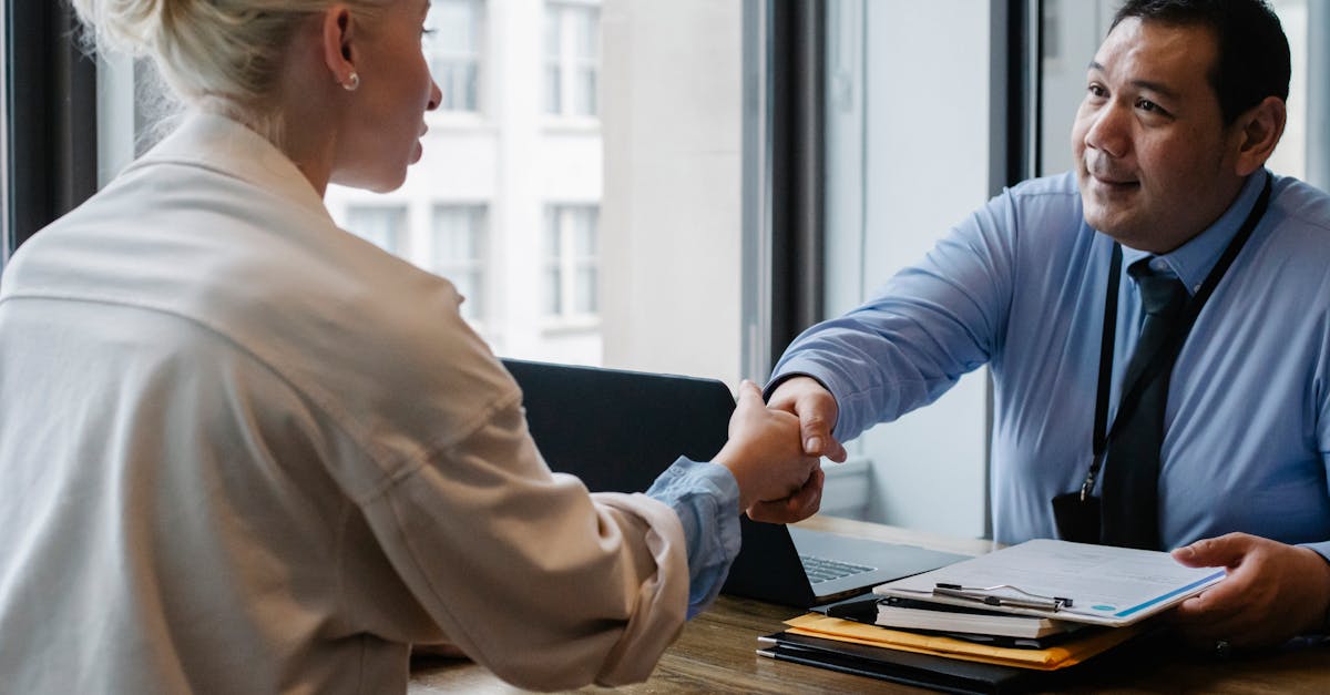 découvrez des stratégies d'entretien efficaces pour réussir vos entretiens d'embauche et impressionner les recruteurs. conseils pratiques et astuces pour se préparer, répondre aux questions et se démarquer des autres candidats.