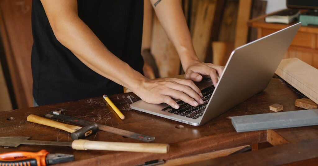 découvrez des stratégies efficaces pour optimiser votre recherche d'emploi. apprenez à utiliser les outils modernes, à perfectionner votre cv et à faire briller votre profil sur les réseaux sociaux professionnels. boostez vos chances de décrocher l'emploi de vos rêves grâce à nos conseils pratiques et adaptés aux tendances du marché.