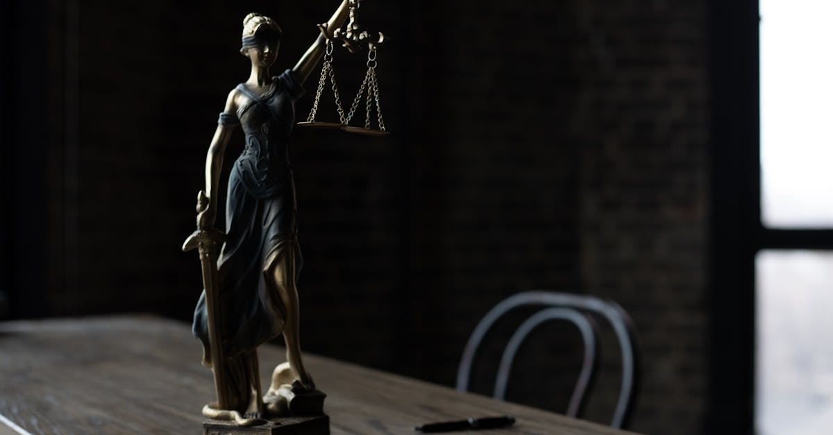 découvrez le rôle essentiel des juges dans le système judiciaire, leur fonction, leur parcours et l'impact de leurs décisions sur la société. plongez au cœur des débats juridiques et comprenez comment les juges garantissent l'équité et la justice.