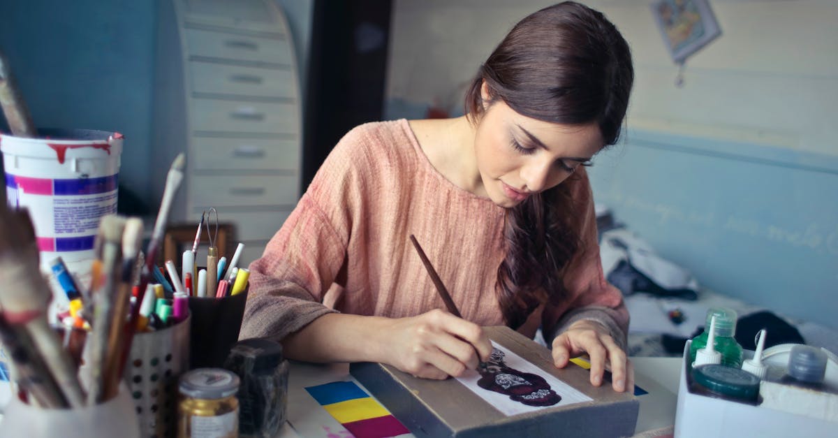 découvrez l'art de la peinture à travers nos galeries captivantes, des techniques variées et des artistes talentueux. laissez-vous inspirer par la créativité et la beauté des couleurs. grâce à nos conseils, apprenez à exprimer votre propre univers artistique.