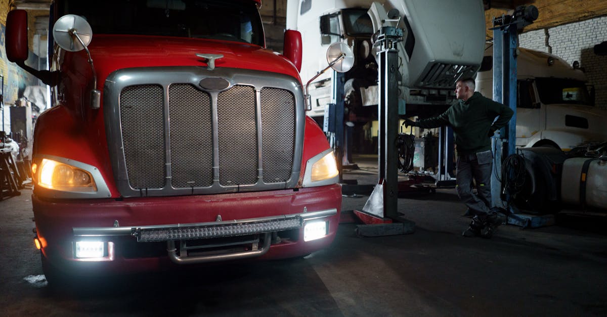 devenez un conducteur de camion professionnel et découvrez les défis passionnants de ce métier essentiel. explorez les routes de france tout en bénéficiant d'une formation adaptée et d'opportunités d'évolution de carrière. rejoignez la communauté des camionneurs et faites partie d'un secteur dynamique et en constante demande.