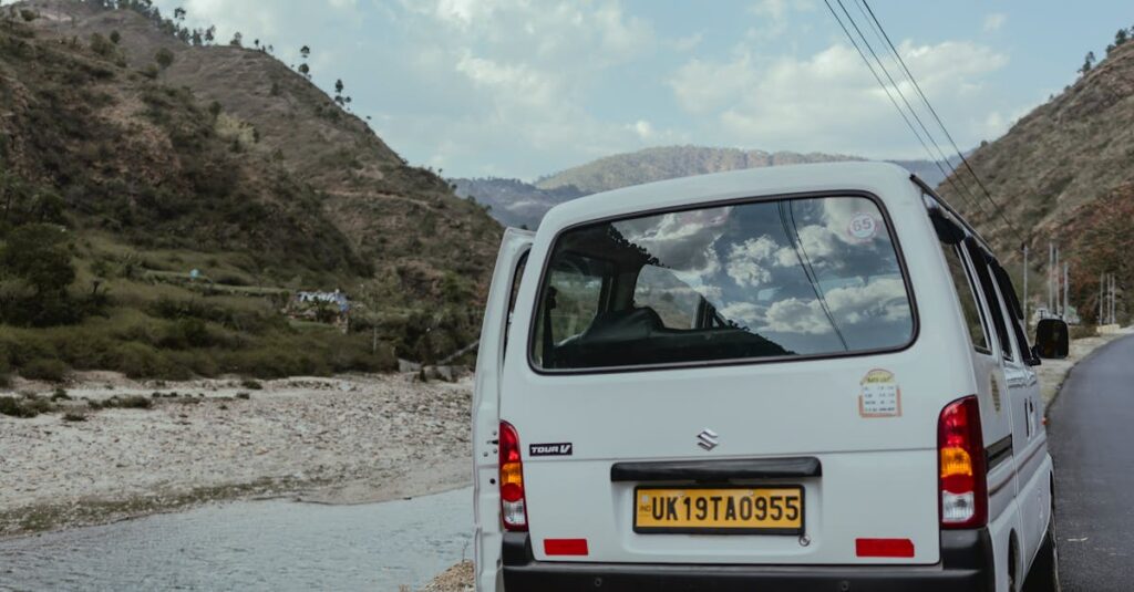découvrez le rôle essentiel d'un chauffeur vtc : un service de transport personnalisé et de qualité, offrant confort et simplicité pour vos trajets. réservez votre vtc facilement et profitez d'un voyage agréable, que ce soit pour des déplacements professionnels ou des occasions spéciales.