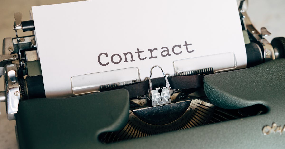 découvrez comment rédiger une lettre de résiliation de contrat efficace. suivez nos conseils pratiques et modèles pour mettre fin à vos engagements professionnels en toute légalité.