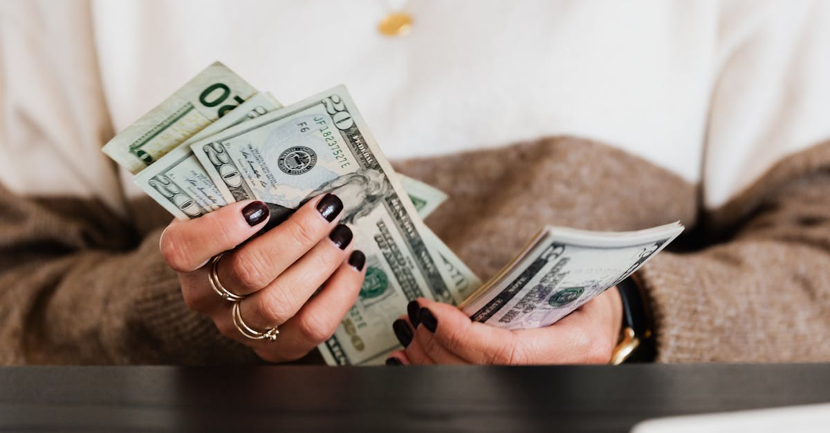 découvrez tout ce qu'il faut savoir sur le revenu fiscal de référence : définition, calcul et impact sur vos impôts. informez-vous pour mieux gérer votre situation fiscale.
