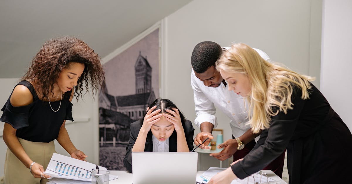 découvrez des stratégies efficaces pour gérer le stress lié aux entretiens d'embauche. apprenez à préparer vos réponses, à maîtriser votre vocabulaire et à aborder chaque question avec confiance afin d'optimiser vos chances de succès dans vos démarches professionnelles.