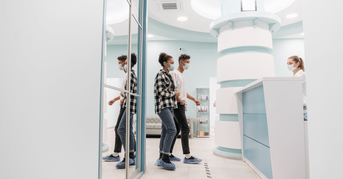 découvrez le rôle essentiel d'un assistant médical : votre partenaire pour gérer les tâches administratives, optimiser les interactions avec les patients et assurer une qualité de soins irréprochable. apprenez les compétences requises et les opportunités de carrière dans ce domaine en pleine croissance.