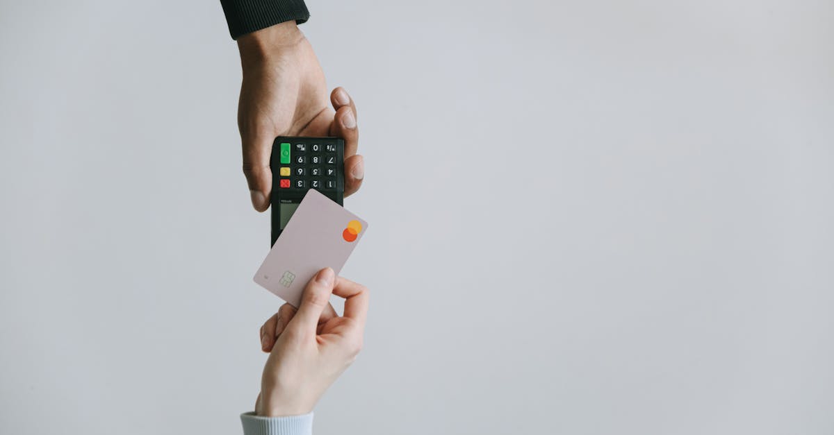 découvrez tout ce qu'il faut savoir sur les frais de traitement des paiements. apprenez à optimiser vos coûts de transaction et à choisir les meilleures solutions pour votre entreprise, tout en offrant une expérience client fluide et sécurisée.
