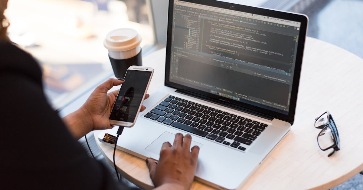 découvrez le rôle essentiel de l'ingénieur logiciel, un professionnel clé dans le développement d'applications et de systèmes informatiques. apprenez-en plus sur ses compétences techniques, son processus de création, et son impact sur l'innovation technologique.