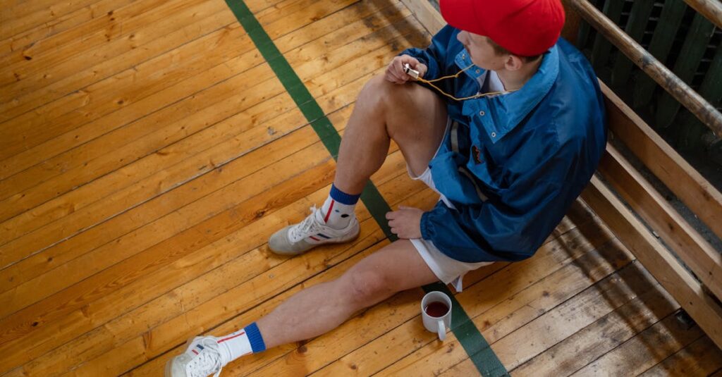 découvrez le rôle essentiel d'un éducateur sportif, un professionnel passionné qui guide les individus à travers l'apprentissage et la pratique des sports. apprenez comment ils inspirent et motivent les athlètes de tous niveaux tout en promouvant une vie active et saine.
