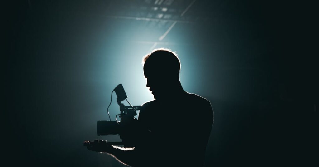 découvrez le métier de filmmaker : techniques, conseils et astuces pour réussir dans la réalisation de vidéos, du tournage au montage, et donner vie à vos histoires à l’écran.
