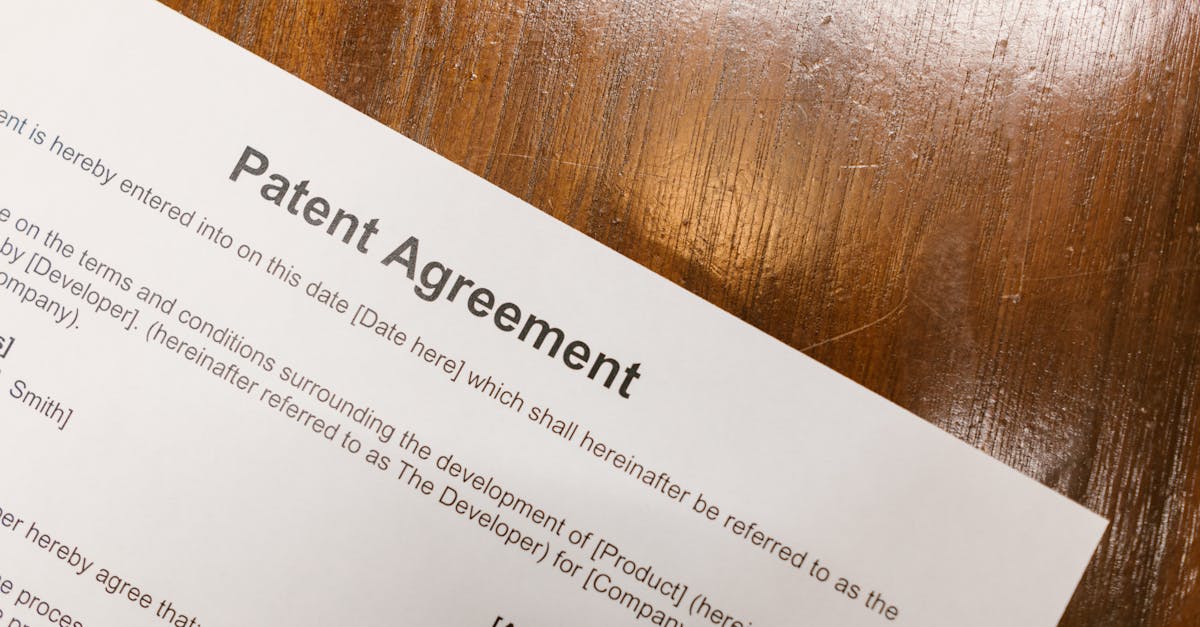 découvrez tout ce qu'il faut savoir sur le contrat à durée déterminée (cdd) : définition, conditions, avantages, et obligations pour employeurs et salariés.