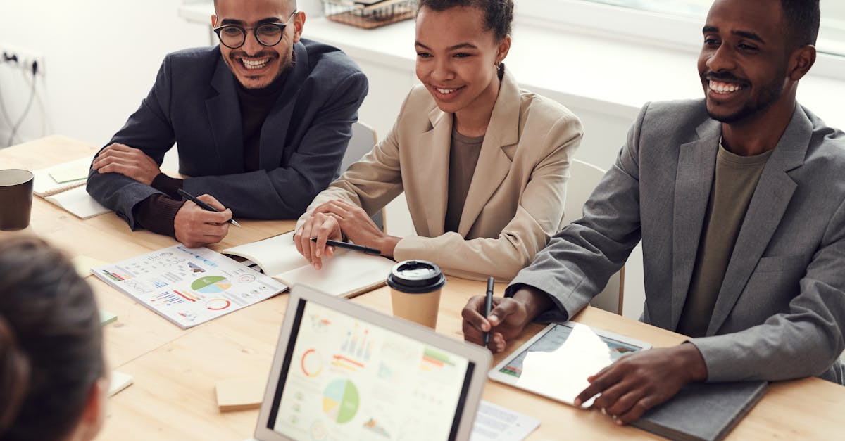 découvrez des opportunités de stage enrichissantes pour lancer votre carrière, acquérir de l'expérience professionnelle et développer vos compétences dans divers secteurs grâce à notre guide dédié aux internships.