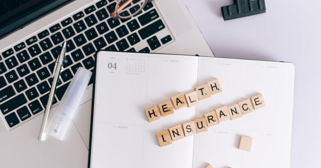découvrez l'essentiel sur l'assurance santé obligatoire en entreprise : fonctionnement, bénéficiaires, avantages et obligations légales pour les employeurs et salariés.