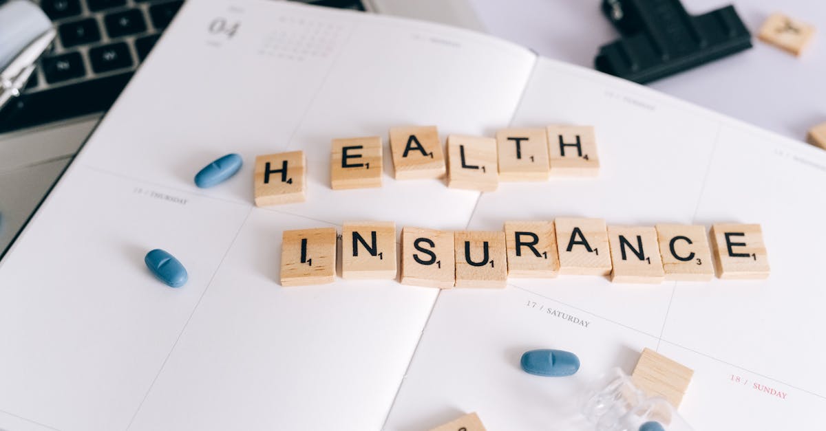 découvrez tout ce qu'il faut savoir sur l'assurance santé obligatoire en entreprise : enjeux, obligations légales et avantages pour les employeurs et salariés.