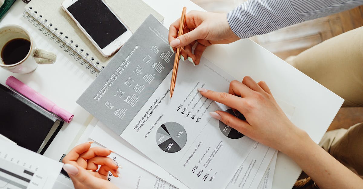 découvrez le métier de marketing researcher : ses missions, compétences clés et comment il aide les entreprises à mieux comprendre leur marché pour développer des stratégies efficaces.