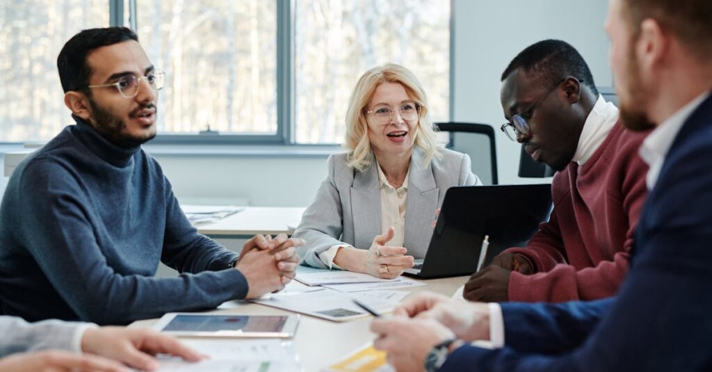 découvrez le métier de chef de projet multimédia : missions, compétences clés, formations recommandées et perspectives de carrière dans le domaine du digital.