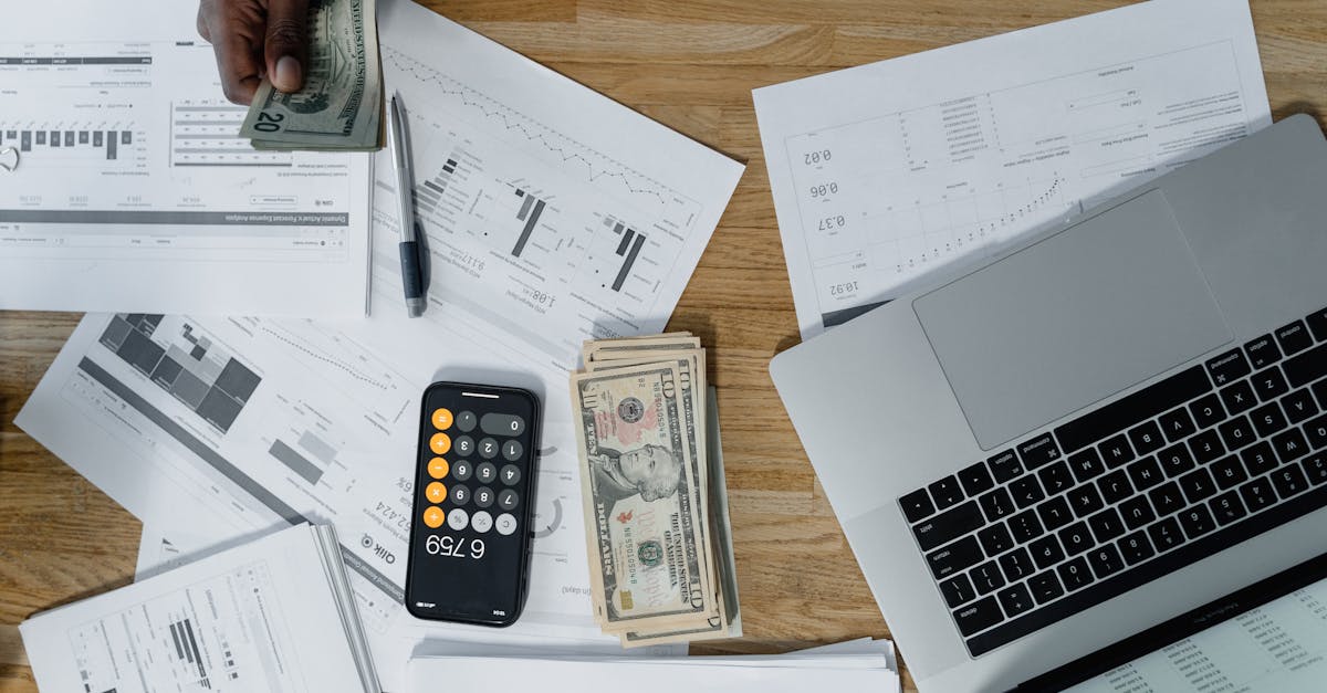 découvrez tout ce qu'il faut savoir sur le coefficient de salaire, un outil essentiel pour comprendre et évaluer les rémunérations dans le monde du travail. apprenez comment il influence les grilles salariales et les négociations de salaire.