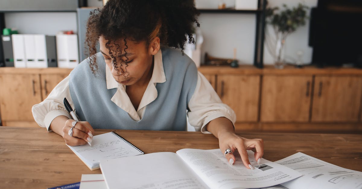 découvrez tout ce qu'il faut savoir sur l'acquisition : définitions, stratégies et conseils pour réussir votre croissance et optimiser vos investissements.